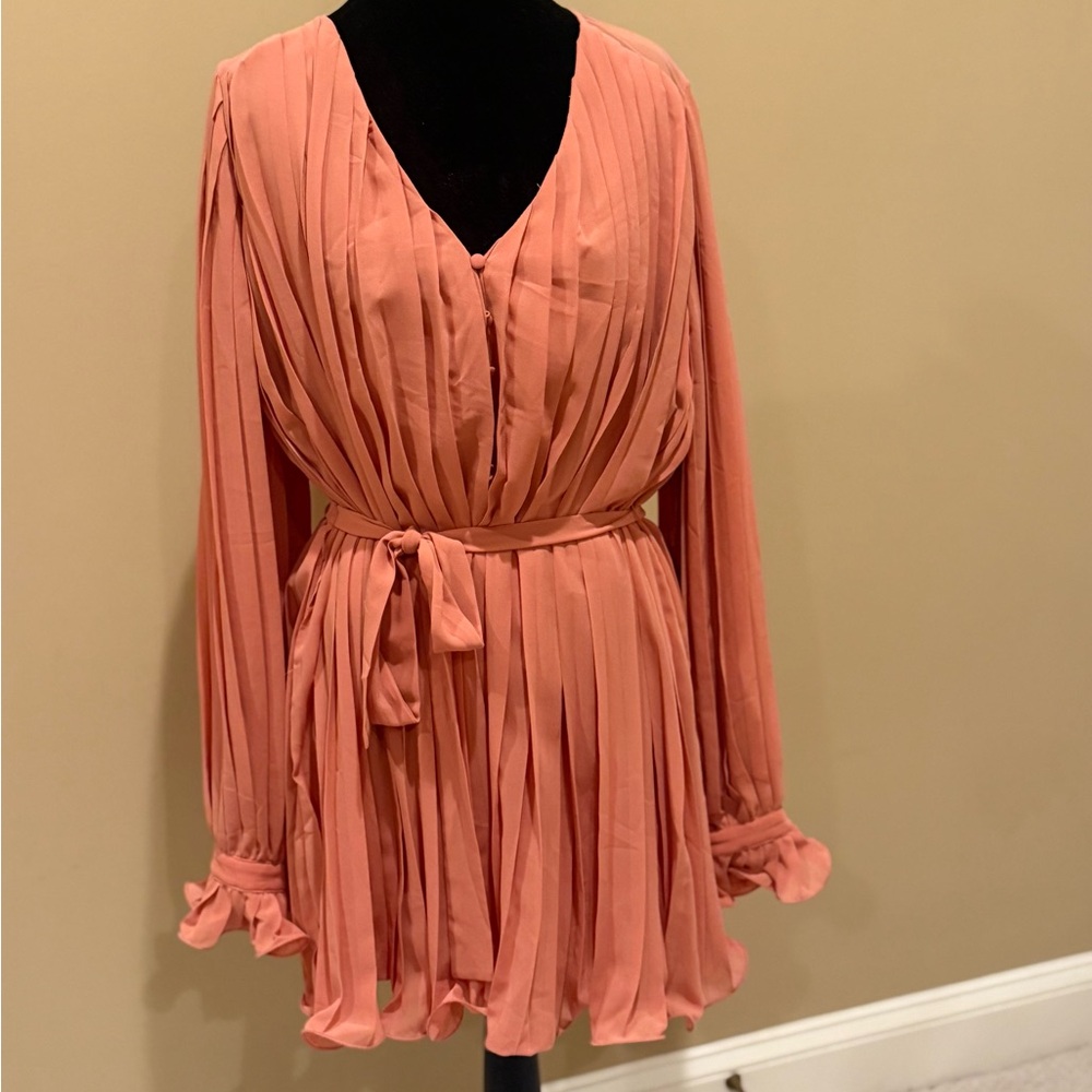 Endless Rose Coral Pleated Romper